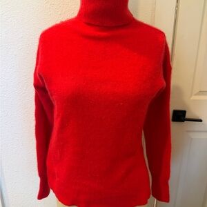 Halogen Red cashmere turtleneck